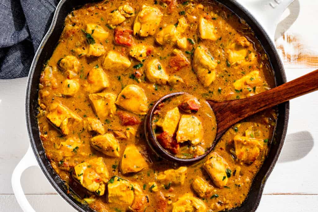 Easy Chicken Curry Recipe (video!) Get Inspired Everyday!